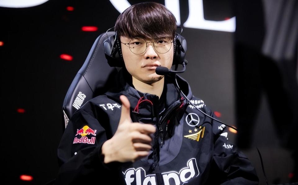 寻找最强LPL预测官，瓜分海量奖金池